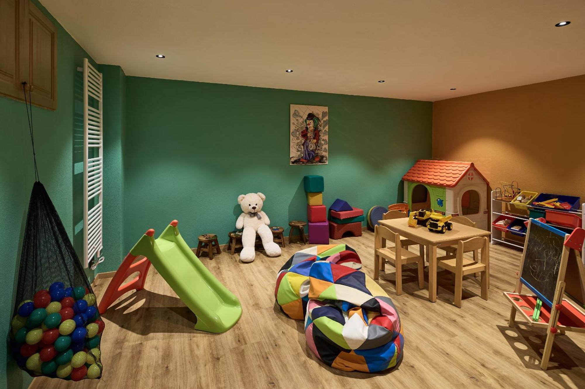 Dolomites Wellness Hotel Savoy La Villa  Bagian luar foto