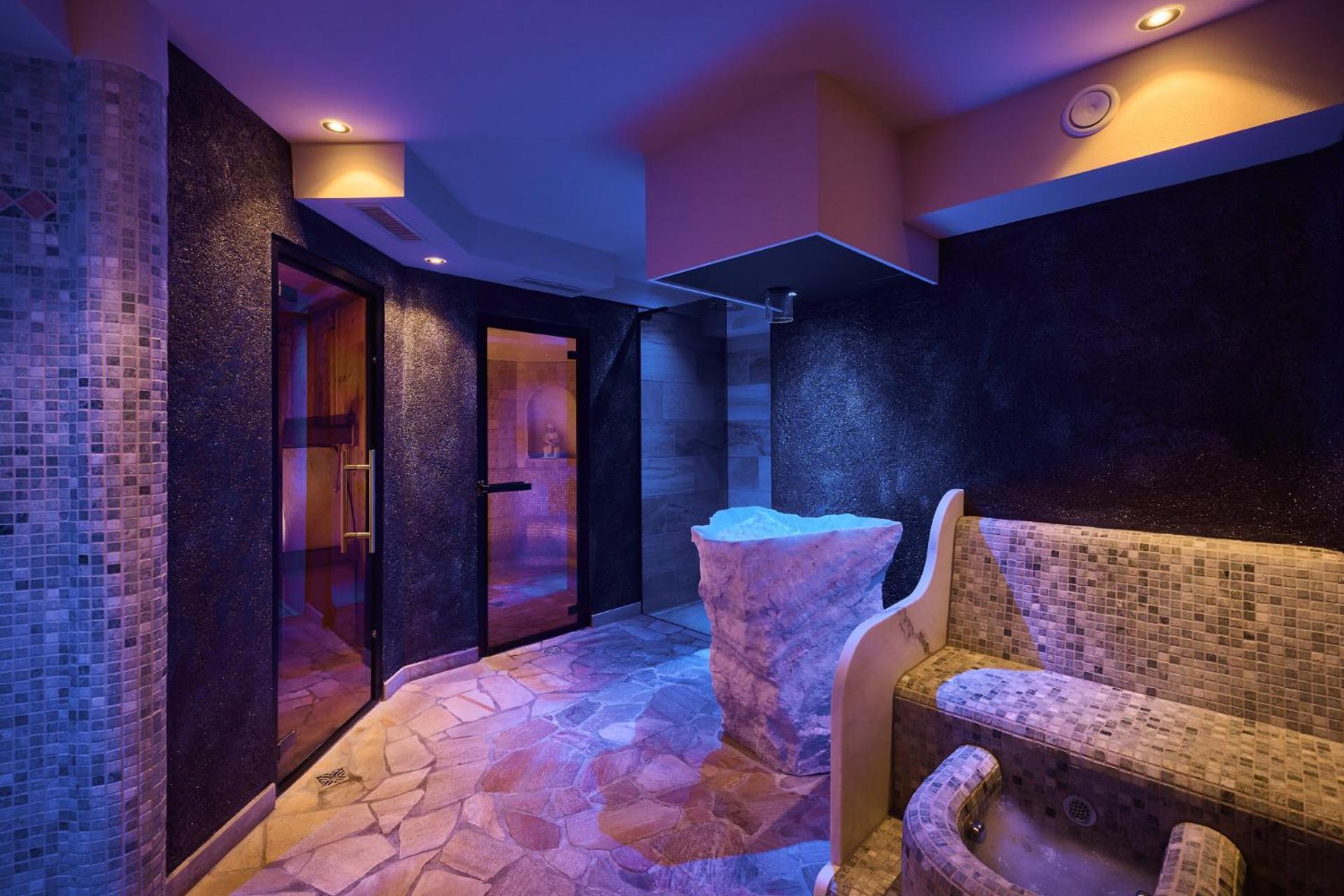 Dolomites Wellness Hotel Savoy La Villa  Bagian luar foto